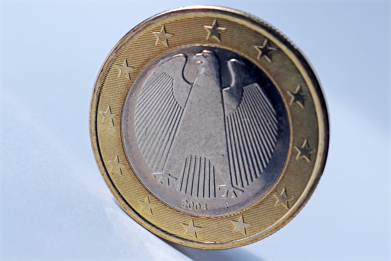 Moneta da 1 Euro Austria 2002 su sfondo neutro, simbolo di collezionismo e valore economico.